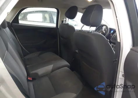 2012 Ford Focus Se z USA, uszkodzony, nr VIN 1FAHP3K2XCL230023